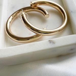Golden Minimalist Hoop Earrings